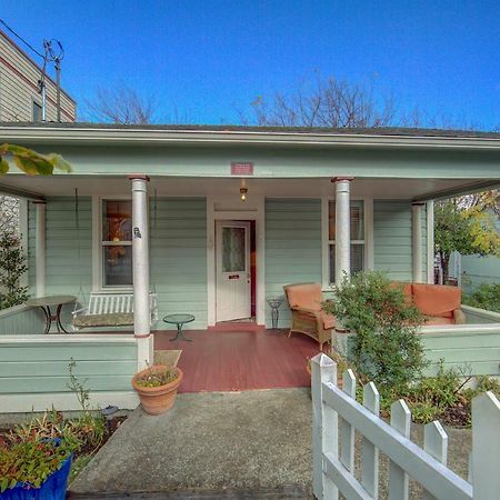 Carlisle Garden Suites Ашленд Экстерьер фото