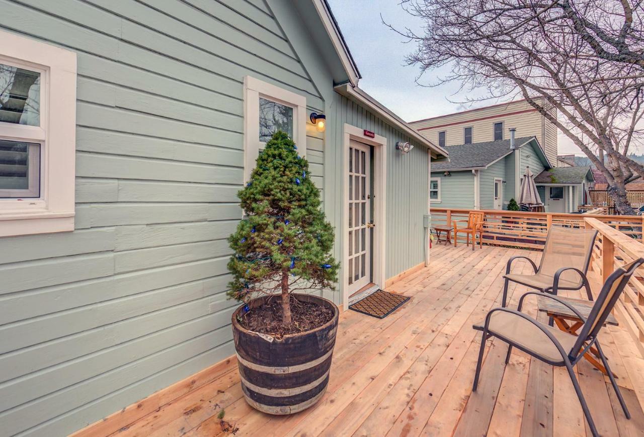 Carlisle Garden Suites Ашленд Экстерьер фото