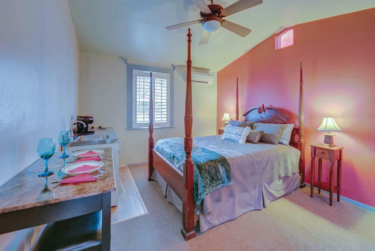 Carlisle Garden Suites Ашленд Экстерьер фото